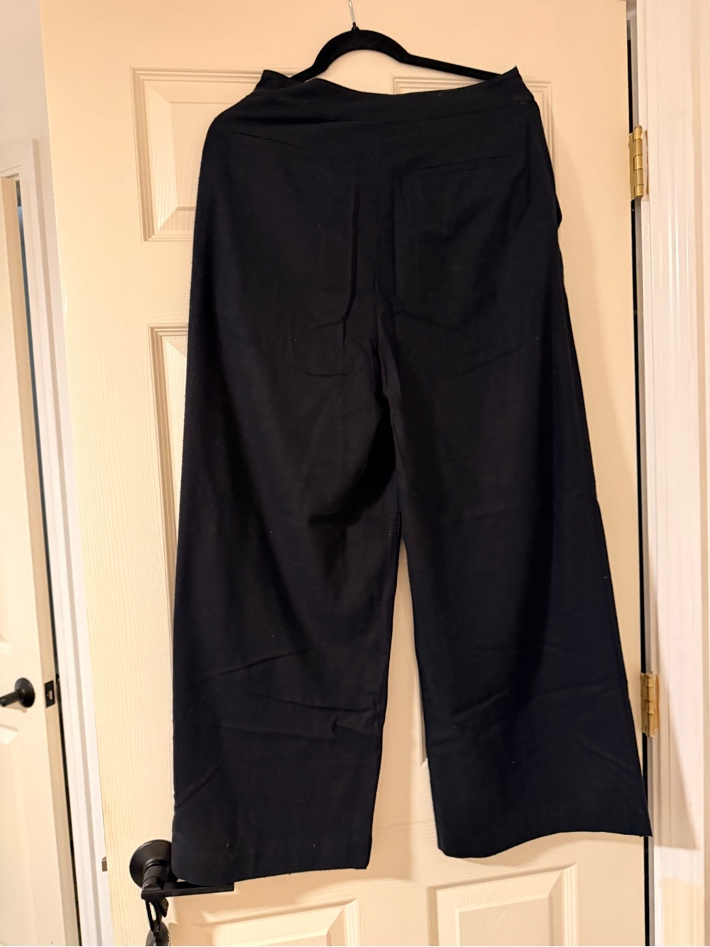 Jenni Kayne Black Wide-Leg Cropped Pants